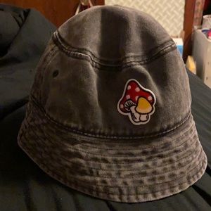SHEIN Mushroom Bucket Hat